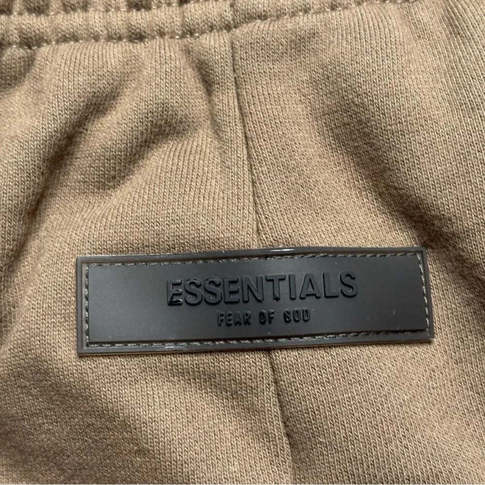 Essentials Sweat Shorts - Picture 4 of 5